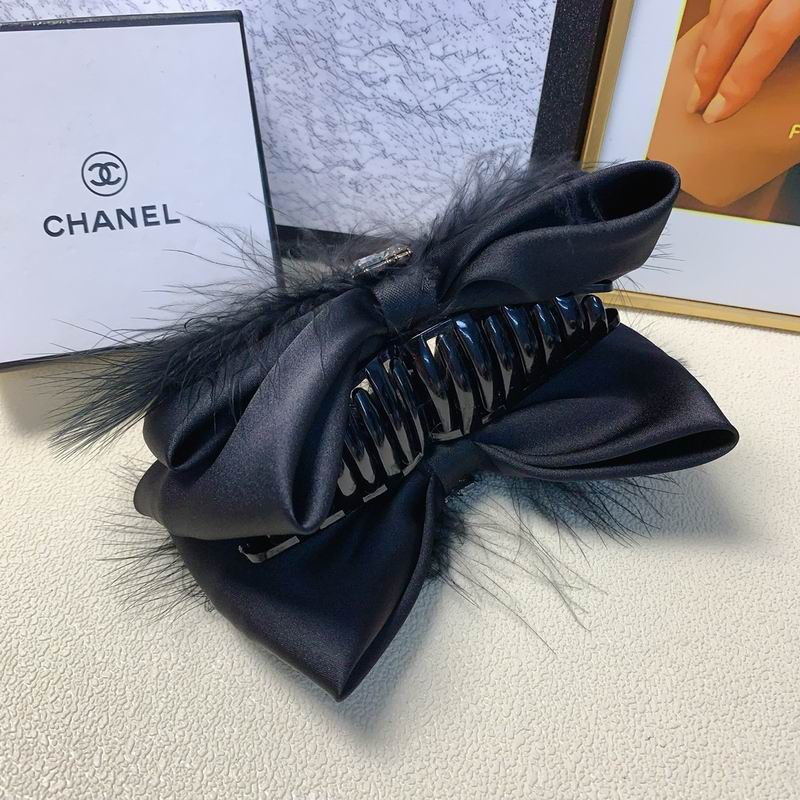 Chanel Hair Grab Clip 12lyx22 (2)
